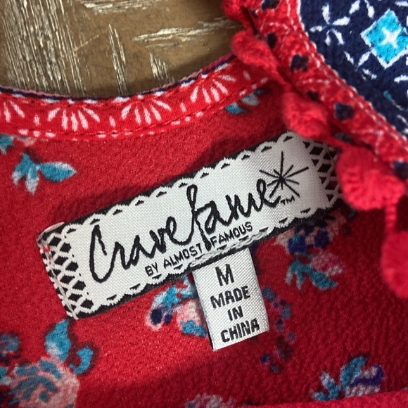 NWOT! Ruffled & Pom Pom Trim Floral Spaghetti Strap Sleeveless Tank Top Blouse - Picture 8 of 10